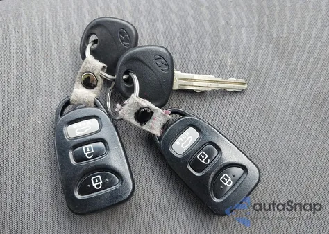 2016 Hyundai Elantra Se из США, поврежденный, VIN 5NPDH4AE3GH743079